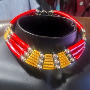 RED - GOLD - SILVER - WHAT A COLLAR!